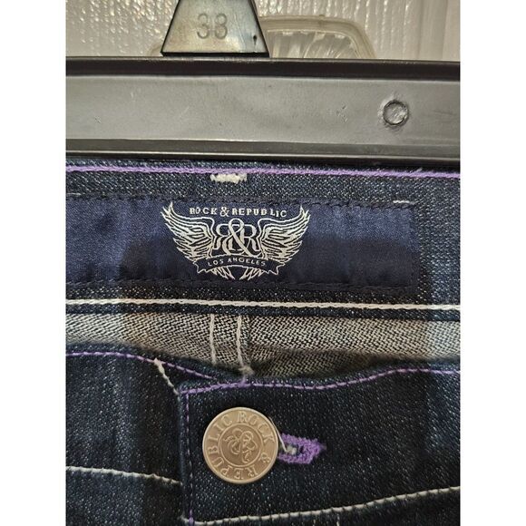 Rock and Republic Jeans size 31 - Boot Cut - Dark Wash - EUC - Picture 9 of 10